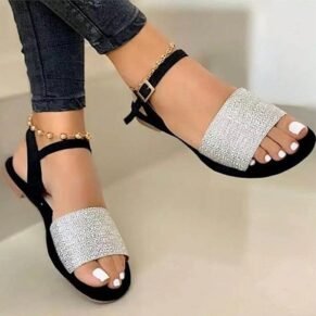 Stylish and easy to wear, these Women's Flat Sandals offer all-day comfort and effortless versatility for warm-weather days.