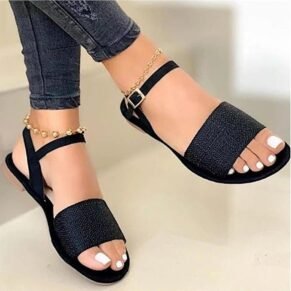 Stylish and easy to wear, these Women's Flat Sandals offer all-day comfort and effortless versatility for warm-weather days.