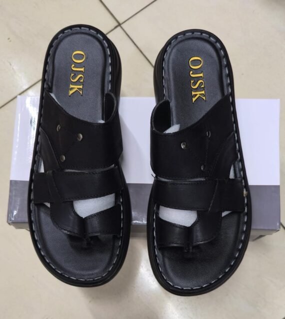 Built for movement and designed for style, the OJSK TerraStride Sandals deliver durable comfort and modern versatility for everyday adventures.