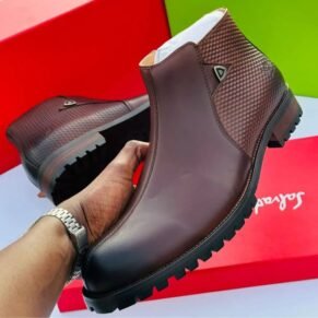 Rugged yet stylish zip-up boots in premium textured leather, offering all-day comfort with reinforced protection. Ideal for urban wear.
