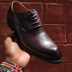 Nigerian-style loafers, perfect for everyday wear or special occasions. These shoes are the best choice for any Nigerian shopper.