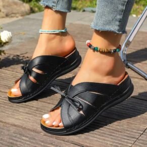 Sneakers, loafers, and casual shoes - find the perfect fit for your style with our stylish low-heeled sandals. Browse our collection of trendy and comfortable footwear options.